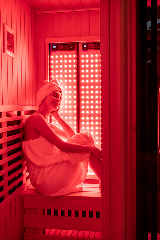 Presentamos el revolucionario dispositivo de terapia de luz infrarroja con panel rojo LED para sala de sauna